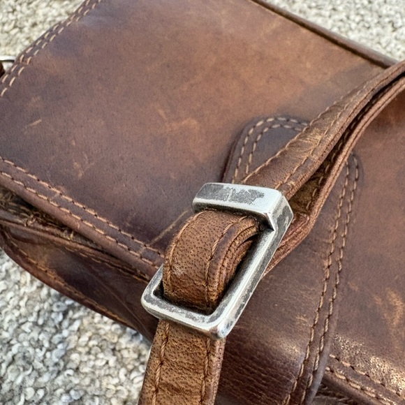 Chic Brown Leather Crossbody Bag - Picture 12 of 13